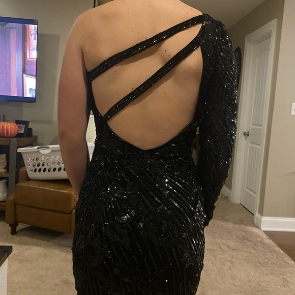 Christmas Dance or Prom dress - Picture 5 of 11
